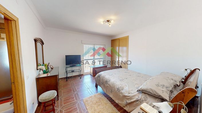 Image No.27-4 Bed Villa for sale