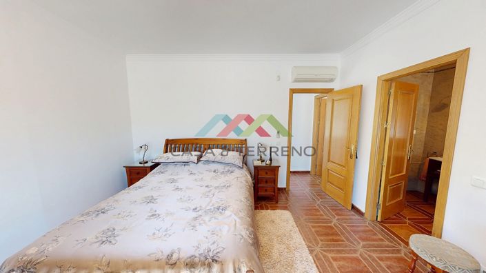 Image No.28-4 Bed Villa for sale