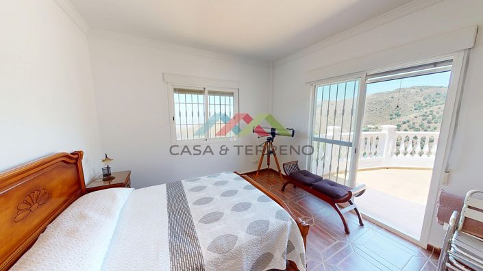 Image No.33-4 Bed Villa for sale