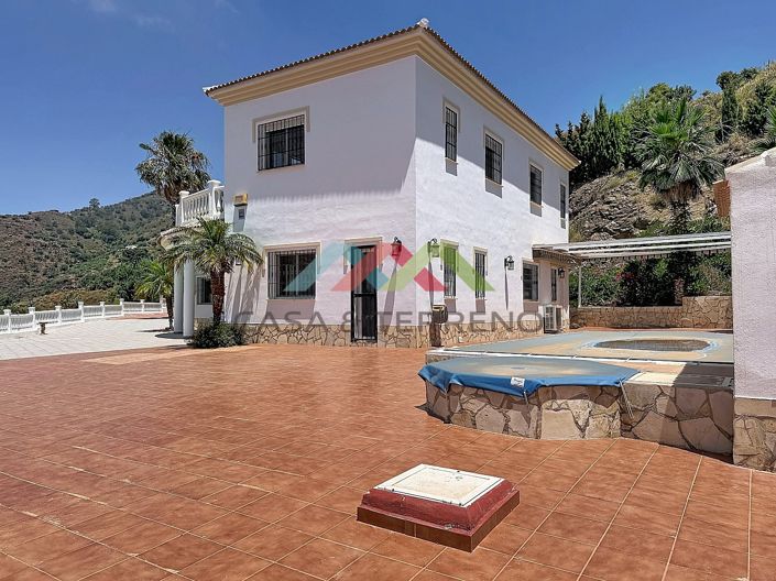Image No.5-4 Bed Villa for sale