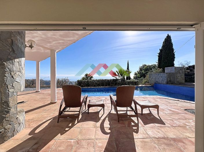 Image No.15-3 Bed Villa for sale