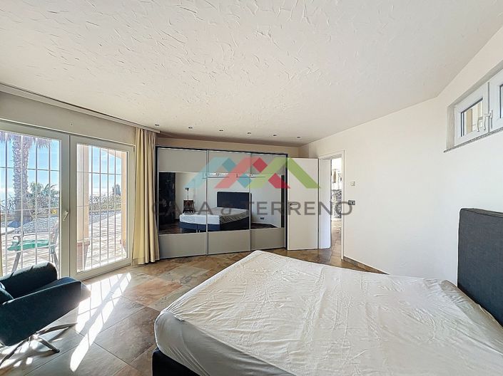 Image No.24-3 Bed Villa for sale
