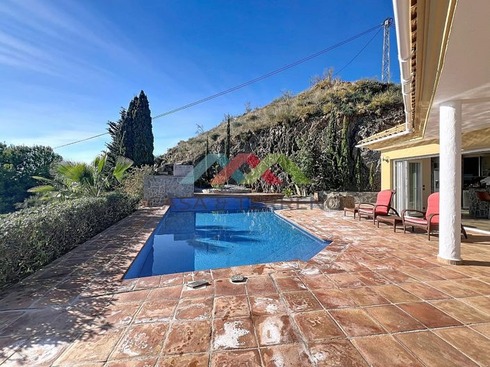 Image No.30-3 Bed Villa for sale