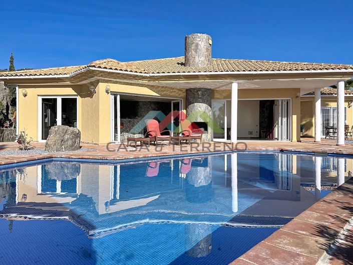 Image No.40-3 Bed Villa for sale
