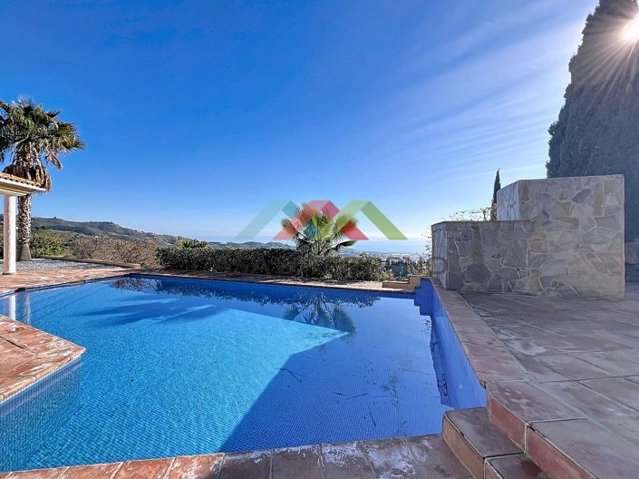 Image No.44-3 Bed Villa for sale