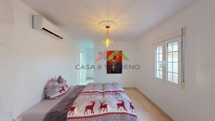 Image No.25-4 Bed Villa for sale