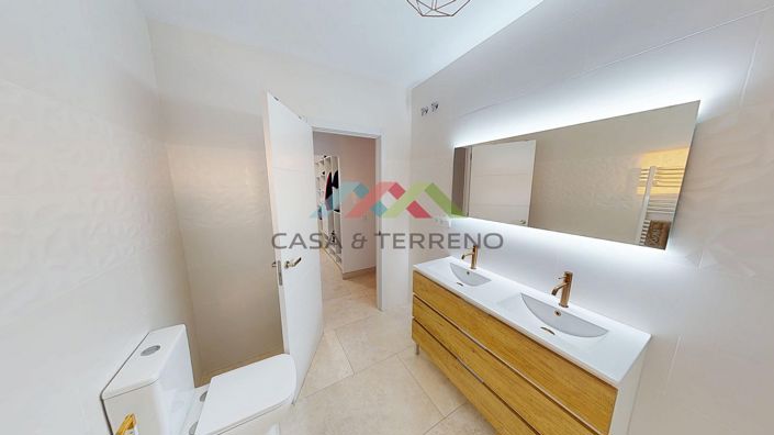 Image No.30-4 Bed Villa for sale