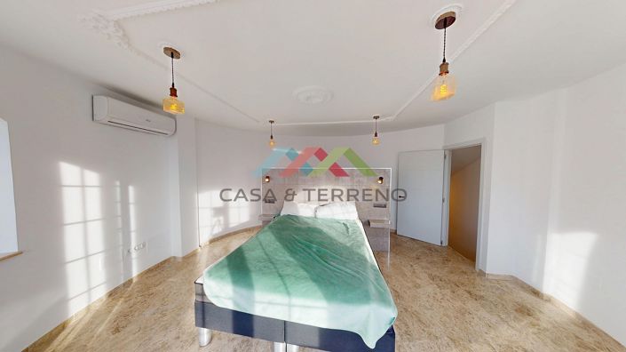 Image No.33-4 Bed Villa for sale
