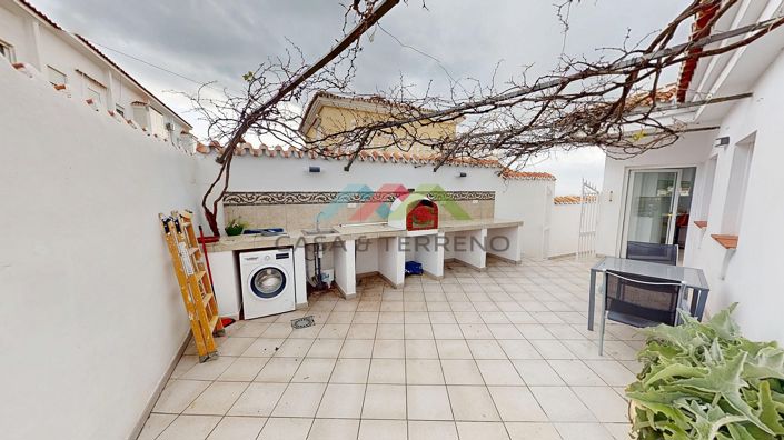 Image No.39-4 Bed Villa for sale