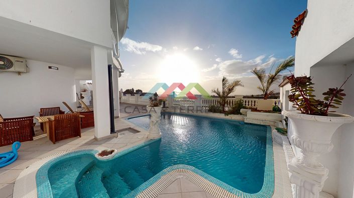 Image No.48-4 Bed Villa for sale