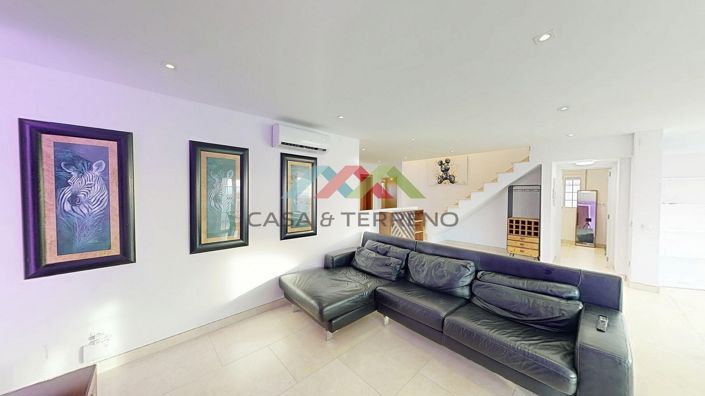 Image No.7-4 Bed Villa for sale