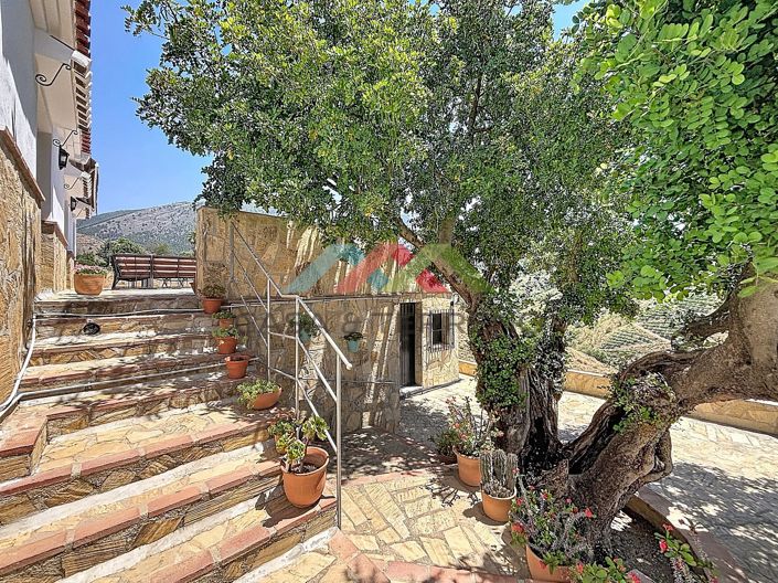 Image No.6-Villa de 3 chambres à vendre à Canillas de Aceituno