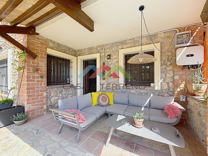 Image No.5-Villa de 4 chambres à vendre à Alcaucín