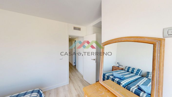Image No.12-3 Bed Apartment for sale