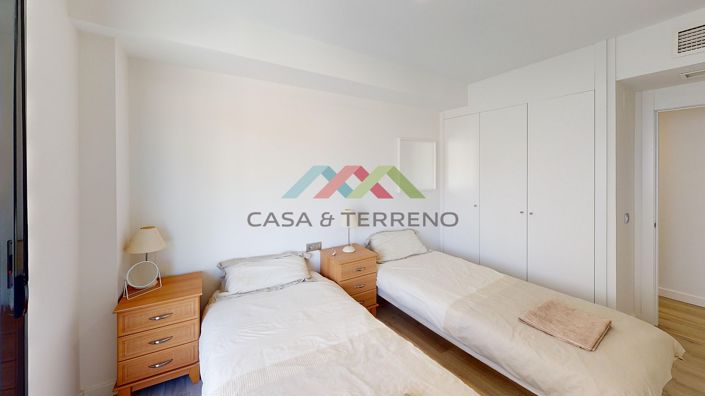 Image No.15-3 Bed Apartment for sale