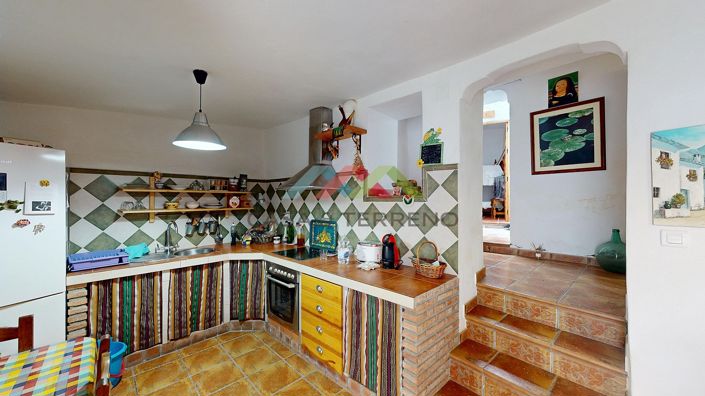 Image No.8-3 Bed Townhouse for sale