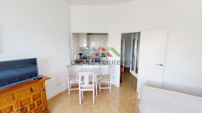 Image No.8-Studio for sale