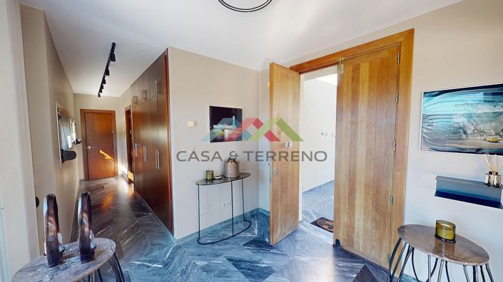 Image No.32-4 Bed Villa for sale