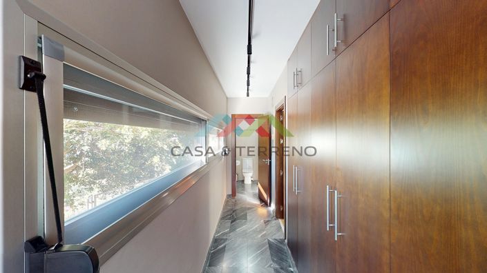 Image No.33-4 Bed Villa for sale