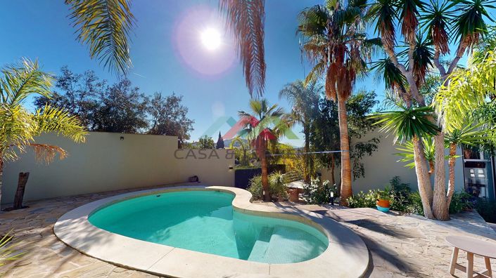 Image No.6-4 Bed Villa for sale