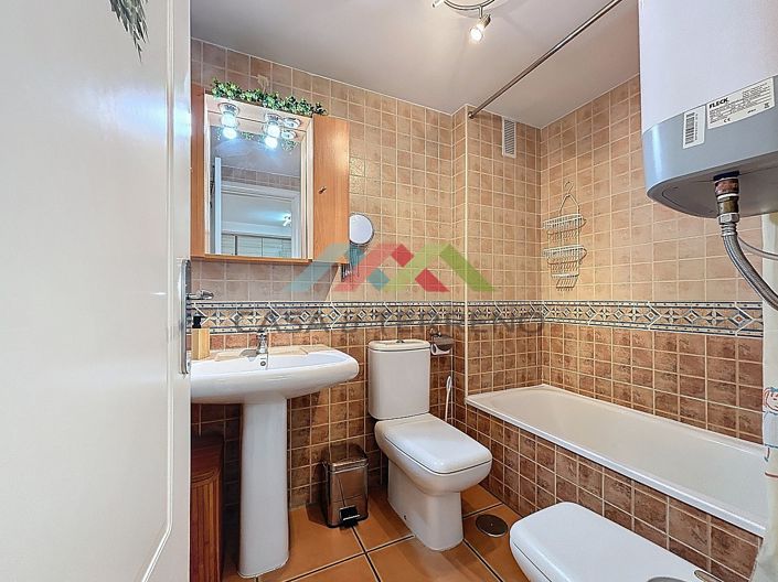 Image No.24-1 Bed Apartment for sale