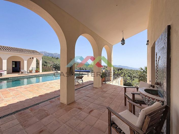 Image No.19-8 Bed Villa for sale
