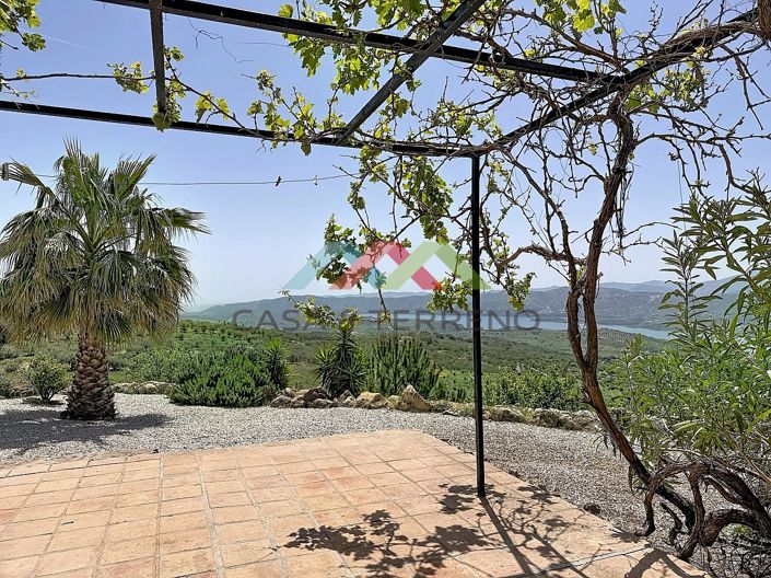 Image No.30-8 Bed Villa for sale