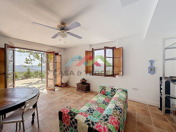 Image No.36-8 Bed Villa for sale