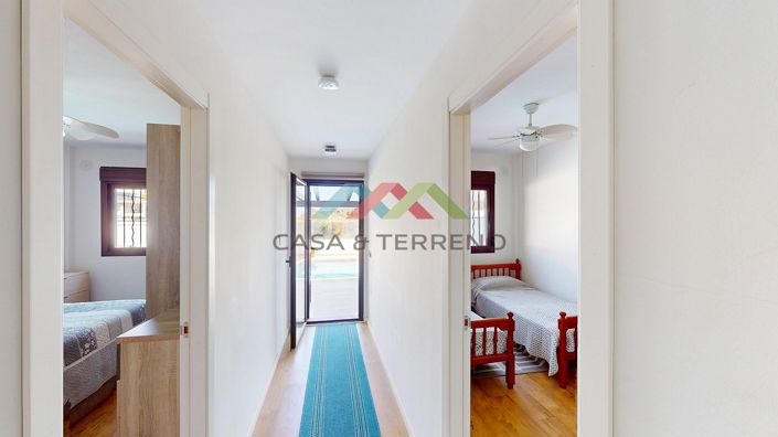 Image No.33-3 Bed Townhouse for sale