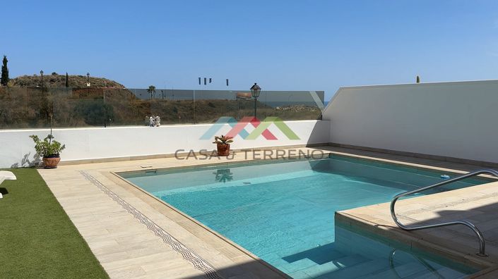 Image No.5-3 Bed Townhouse for sale