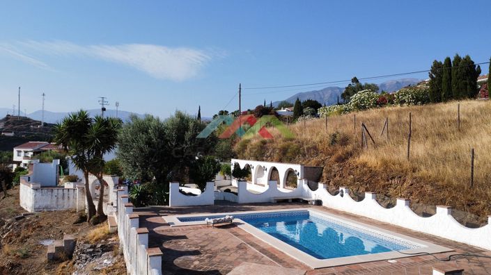 Image No.3-3 Bed Villa for sale