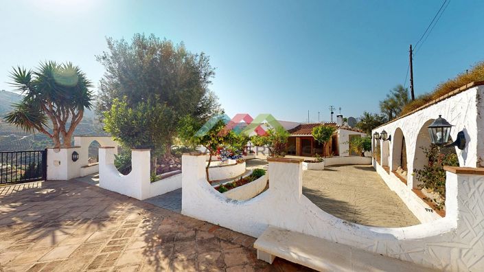Image No.4-3 Bed Villa for sale