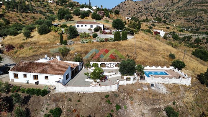 Image No.47-3 Bed Villa for sale
