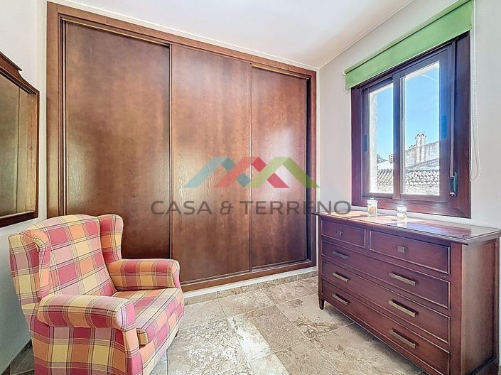 Image No.16-3 Bed Townhouse for sale