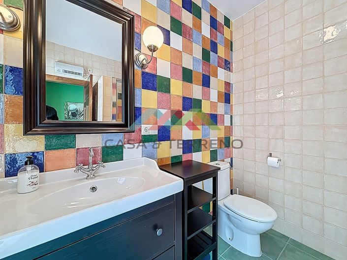 Image No.17-3 Bed Townhouse for sale