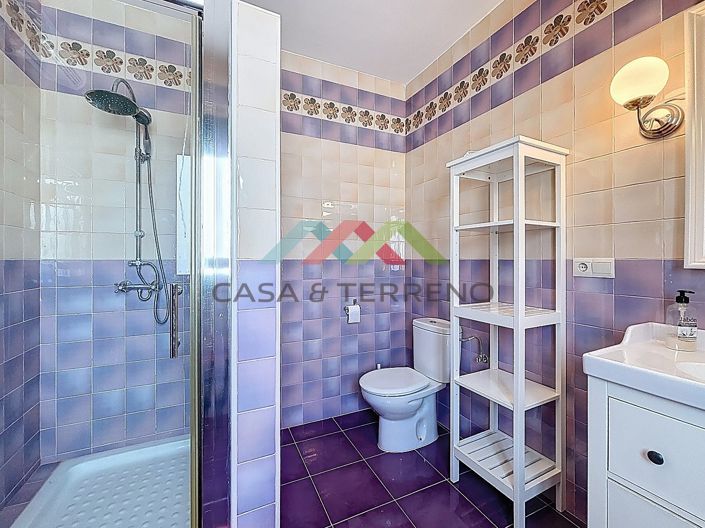 Image No.24-3 Bed Townhouse for sale