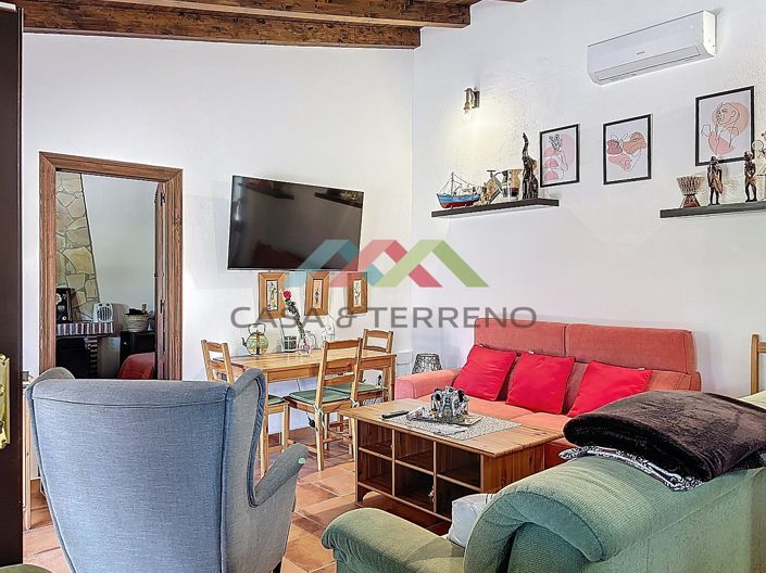 Image No.5-1 Bed Country House for sale