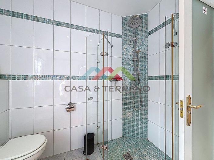 Image No.27-6 Bed Villa for sale