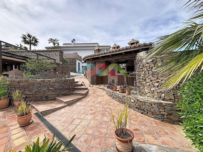 Image No.36-6 Bed Villa for sale