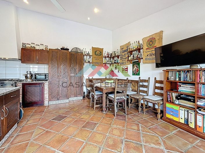 Image No.43-6 Bed Villa for sale