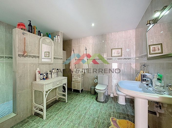Image No.34-4 Bed Villa for sale
