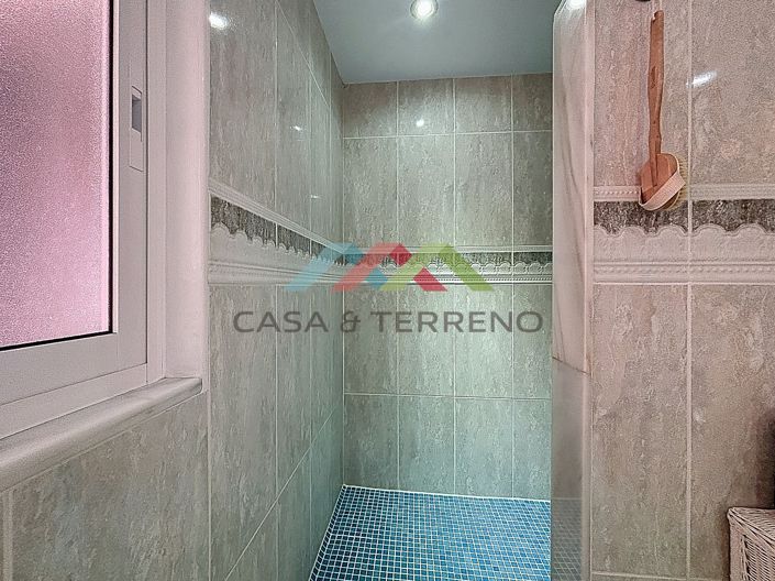 Image No.35-4 Bed Villa for sale