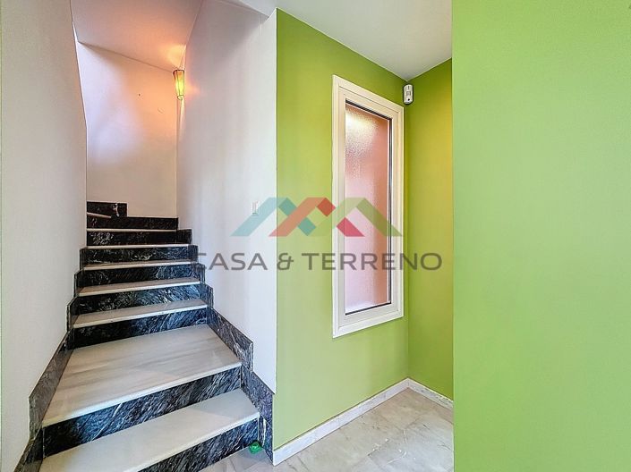 Image No.16-3 Bed Villa for sale