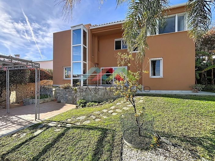 Image No.2-3 Bed Villa for sale
