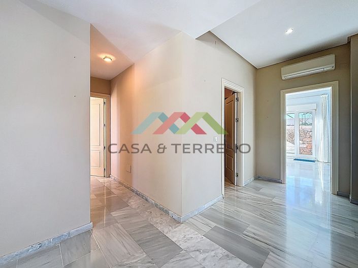 Image No.27-3 Bed Villa for sale