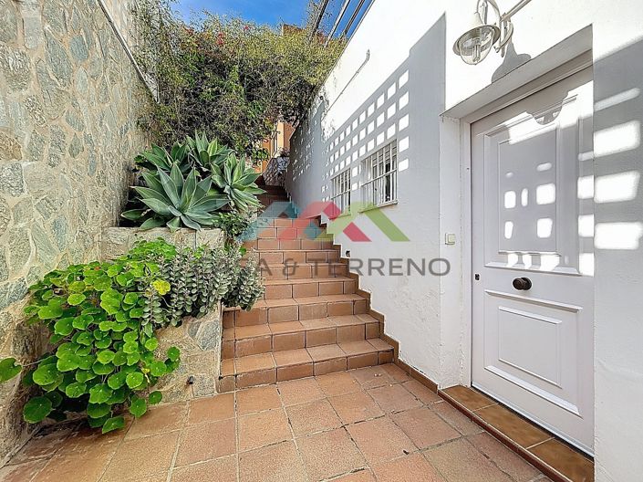 Image No.39-3 Bed Villa for sale