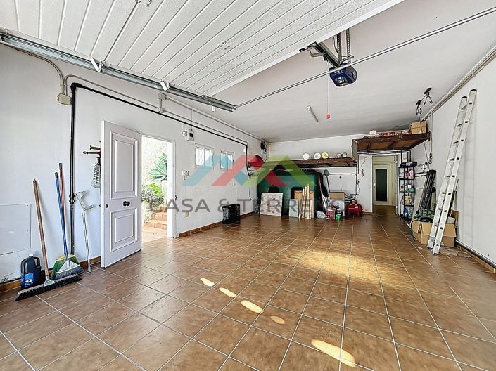 Image No.40-3 Bed Villa for sale