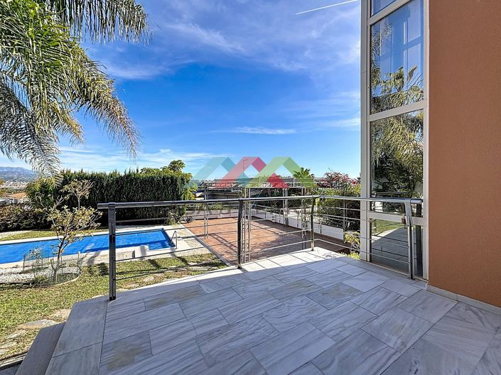 Image No.42-3 Bed Villa for sale