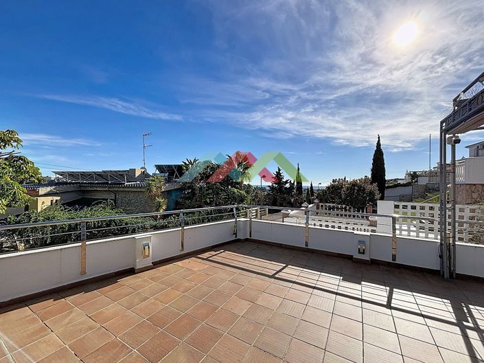 Image No.49-3 Bed Villa for sale