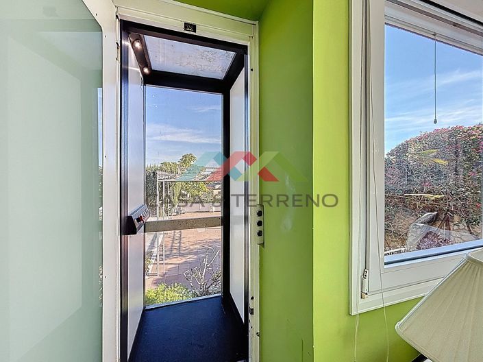 Image No.9-3 Bed Villa for sale